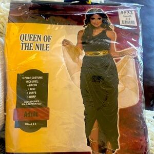 Queen of the Nile Cleopatra costume